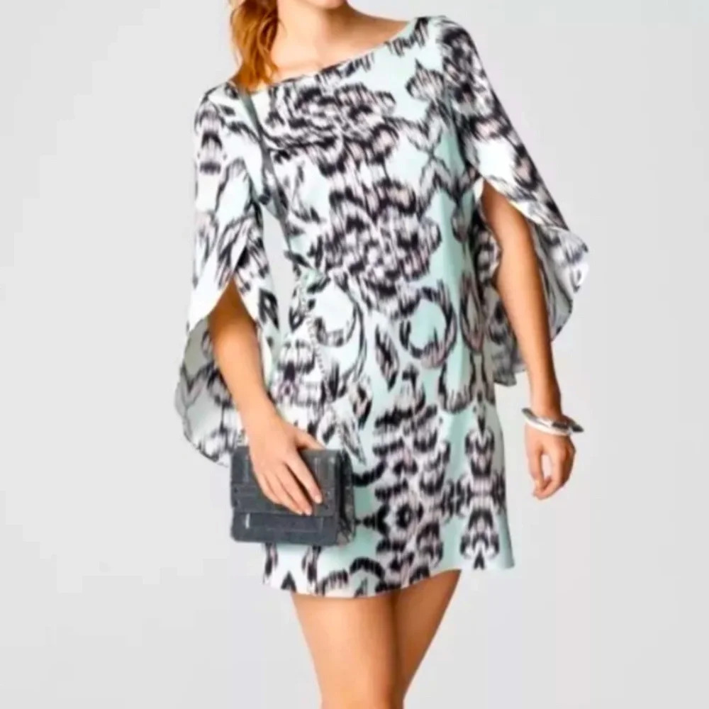 An Original Milly of New York Mint Green Silk Flutter Sleeve Dress Size 12 Large